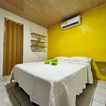 Cabinas Golfito Esterno foto