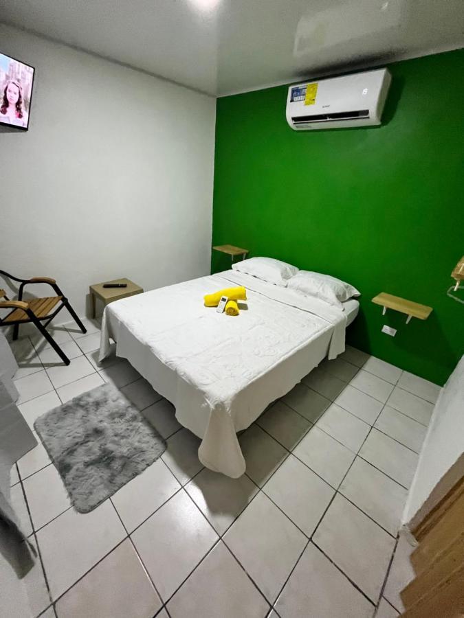 Cabinas Golfito Esterno foto